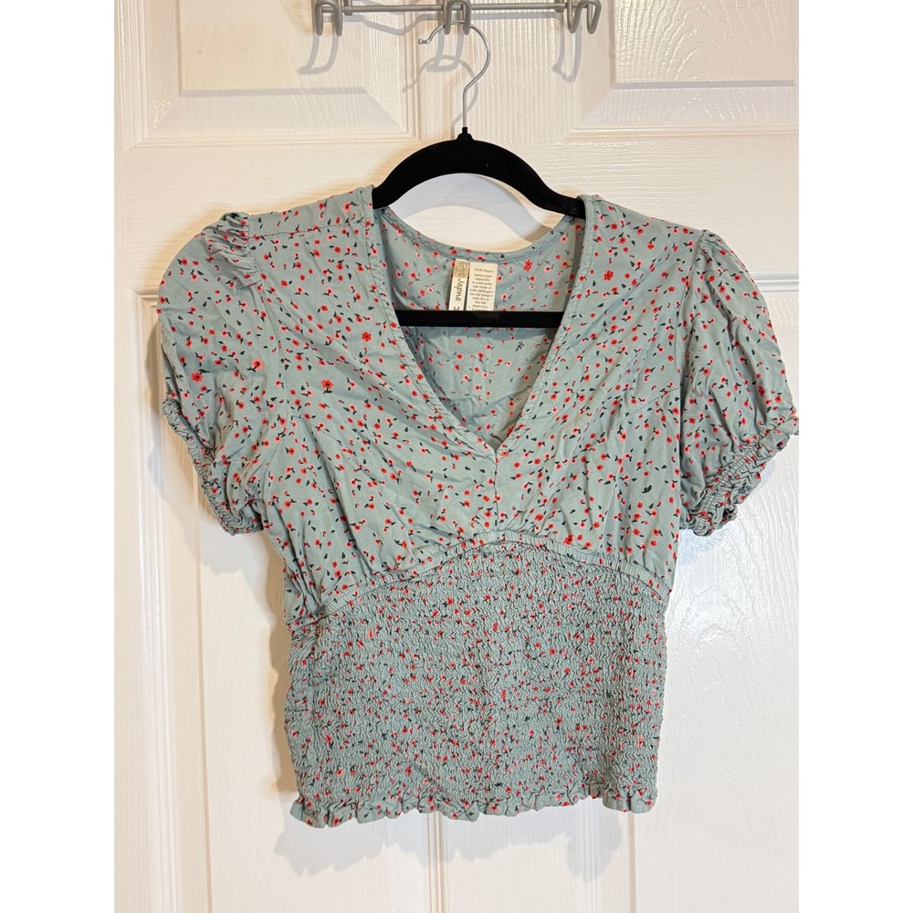 Japna Floral Smocked Crop Top V-Neck Short Sleeve‎ Blouse Light Blue M